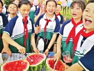 校园跳舞吃瓜视频大全下载,吃瓜视频大盘点！