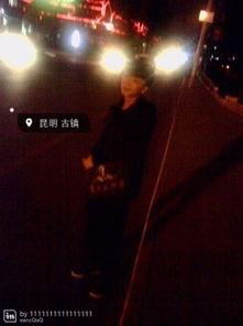 吃瓜躺枪的视频素材,视频素材引发热议