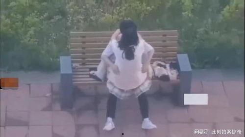 校园情侣吃瓜视频,甜蜜瞬间，甜蜜回忆